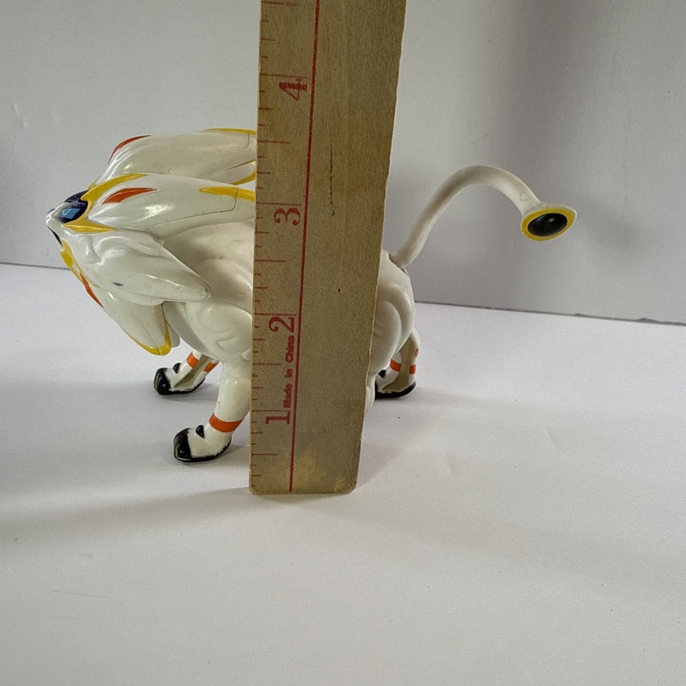 Pokemon Action Figure Solgaleo Rare Collectible 2016 2" Sun & Moon Legendary Pvc - Picture 4 of 7